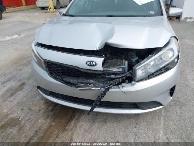 3KPFK4A78HE101443 KIA FORTE LX