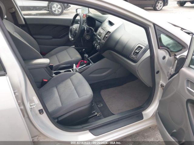 3KPFK4A78HE101443 KIA FORTE LX