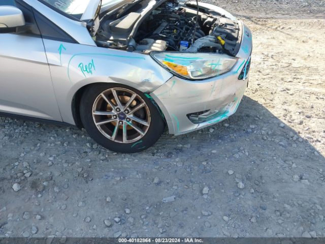1FADP3K28FL301013 Ford FOCUS SE