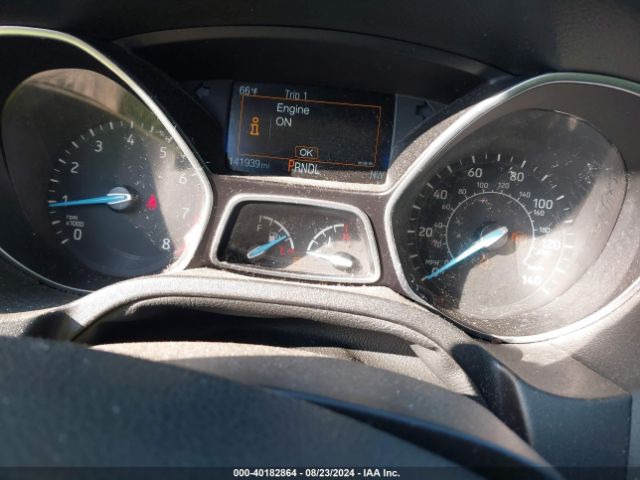 1FADP3K28FL301013 Ford FOCUS SE