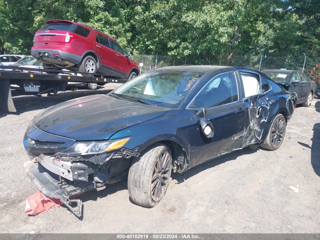 Toyota CAMRY SE 2019 4T1B11HK7KU704429 Image 2