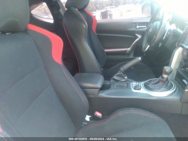 JF1ZNAA19E8706307 Scion FR-S
