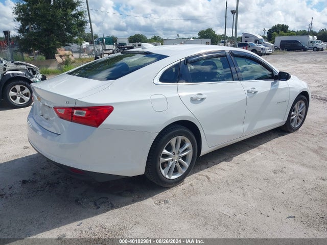 Chevrolet MALIBU LT 2018 1G1ZD5ST6JF137533 Image 4