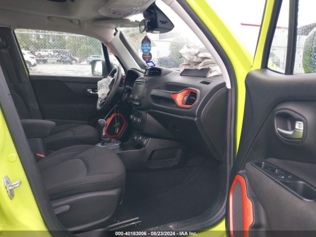 ZACCJBAB1JPH68877 Jeep Renegade Upland Edition 4x4