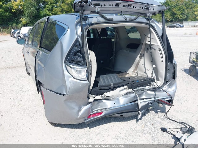 2C4RC1FG4LR108091 Chrysler Pacifica Touring