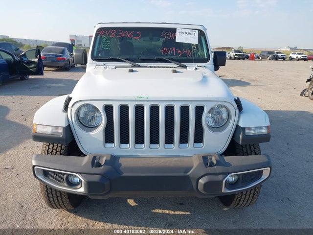 1C4HJXEG1JW321686 Jeep Wrangler Unlimited Sahara 4x4