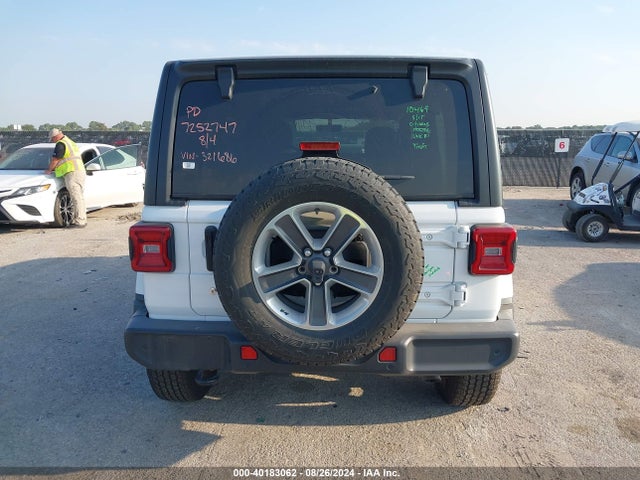 1C4HJXEG1JW321686 Jeep Wrangler Unlimited Sahara 4x4