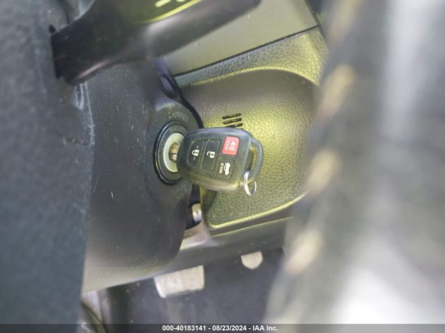 2T1BURHE6FC399495 Toyota Corolla S