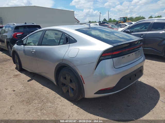 Toyota Prius Le 2024 JTDACAAU1R3021924 Image 3