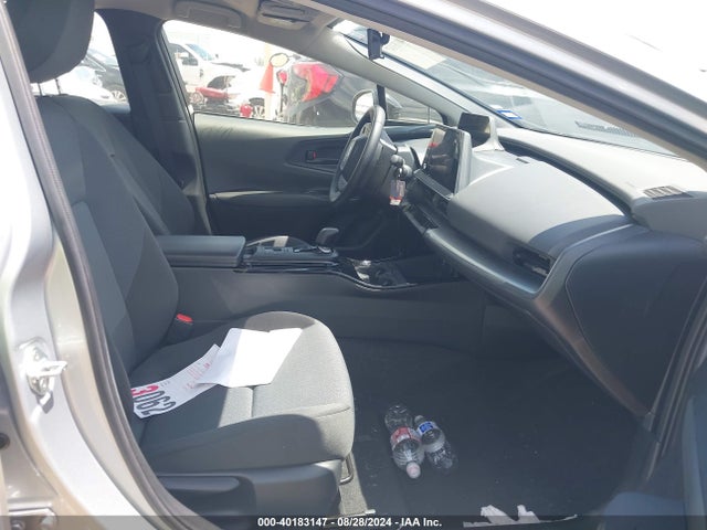 Toyota Prius Le 2024 JTDACAAU1R3021924 Image 5