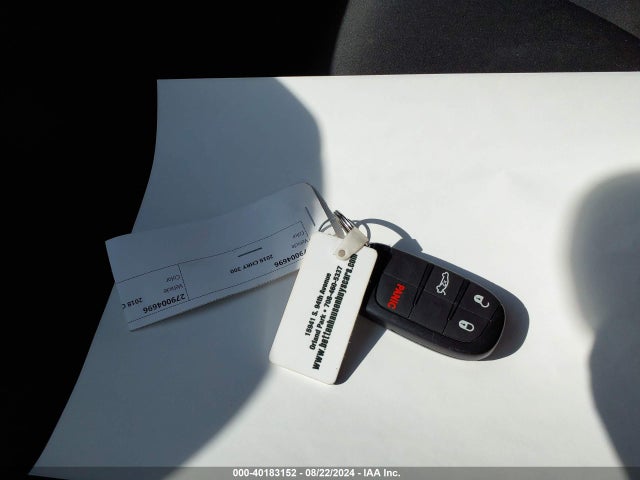2C3CCAAG2JH308651 Chrysler 300 Touring