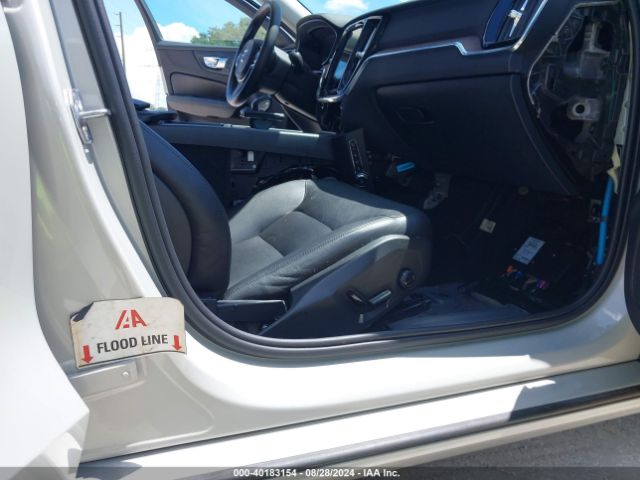 7JR102FZ6MG112595 Volvo S60 T5 Momentum