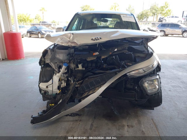 KIA SOUL LX 2020 KNDJ23AU0L7734098 Image 12