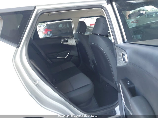 KIA SOUL LX 2020 KNDJ23AU0L7734098 Image 8