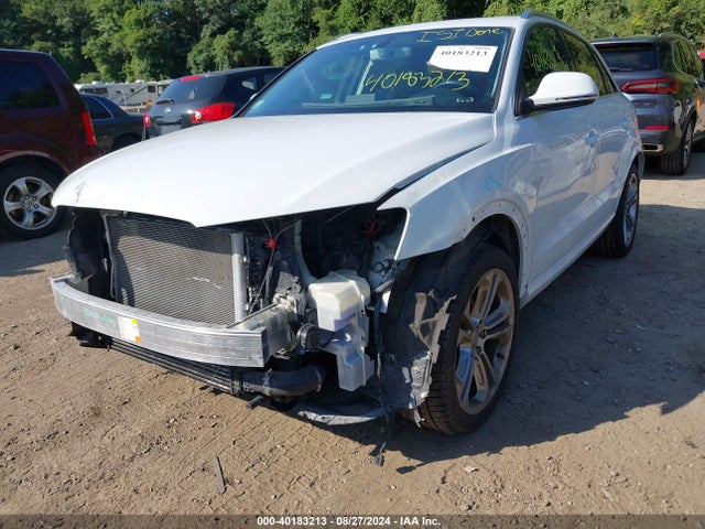 WA1GFCFS3FR013833 Audi Q3 2.0t Premium Plus