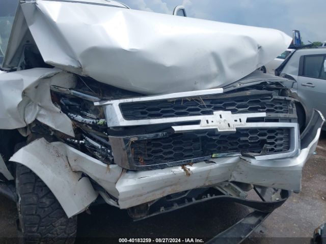 1GNSKBKC8JR140162 Chevrolet Tahoe Lt