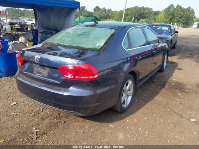 1VWAT7A30EC054074 Volkswagen Passat 1.8t Wolfsburg Edition