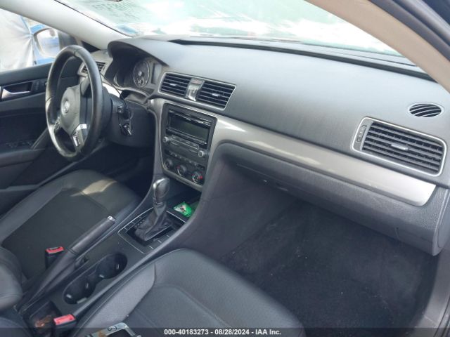 1VWAT7A30EC054074 Volkswagen Passat 1.8t Wolfsburg Edition