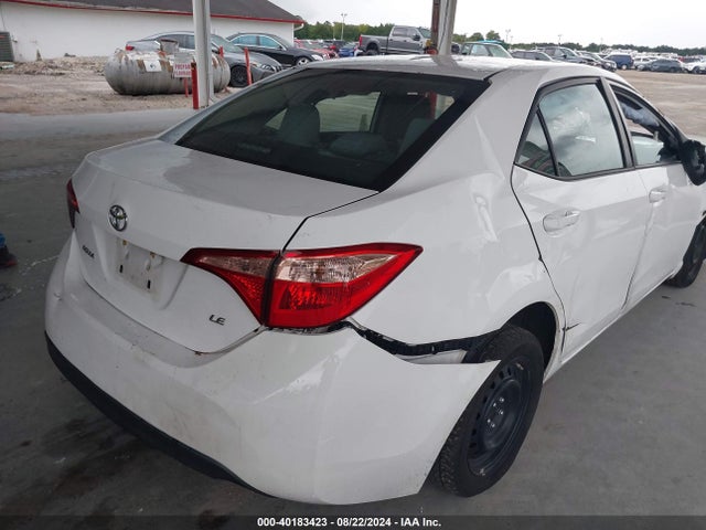 Toyota COROLLA LE 2018 2T1BURHE3JC066020 Image 14