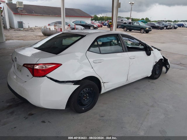 Toyota COROLLA LE 2018 2T1BURHE3JC066020 Image 4