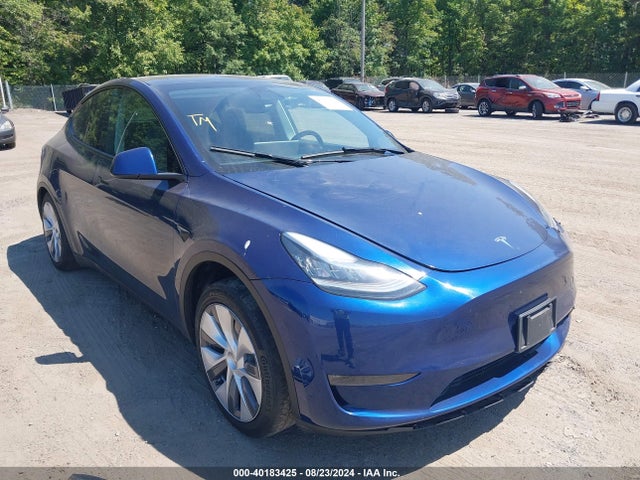 2023 TESLA MODEL Y 7SAYGDEE1PA030579 Photo 0
