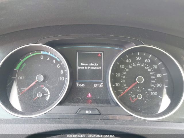 WVWKR7AU6HW950753 Volkswagen E-golf Se