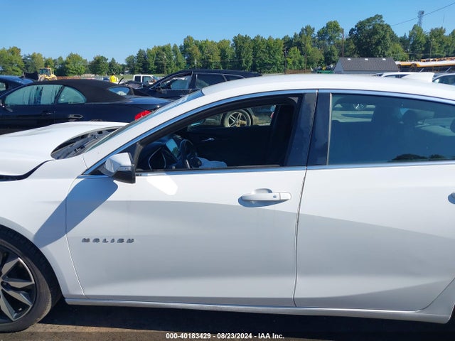 Chevrolet MALIBU LT 2018 1G1ZD5ST6JF293507 Image 14