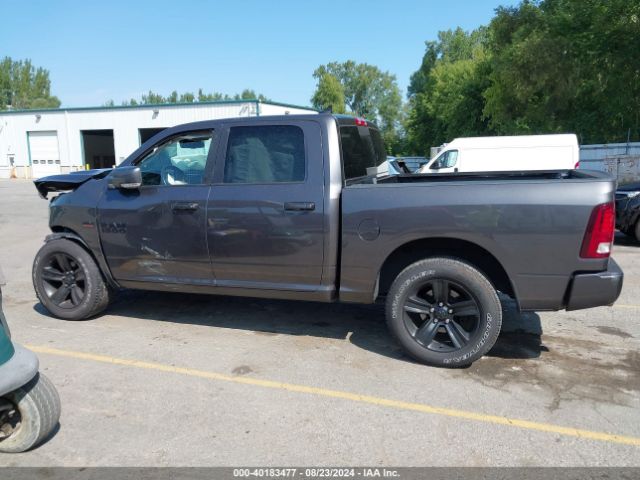 1C6RR7MT1JS139318 RAM 1500 Sport