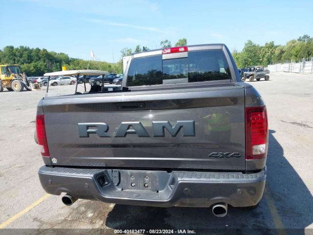 1C6RR7MT1JS139318 RAM 1500 Sport