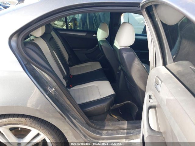 3VWD17AJ7GM230735 Volkswagen Jetta 1.8t Sport