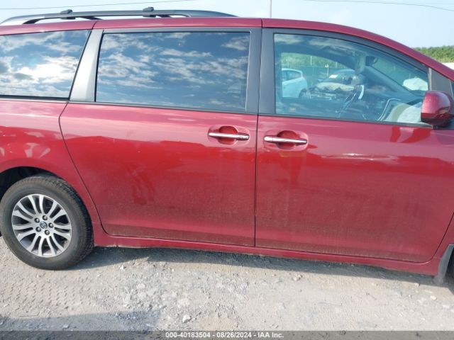 5TDYZ3DCXJS903396 Toyota Sienna Xle 8 Passenger