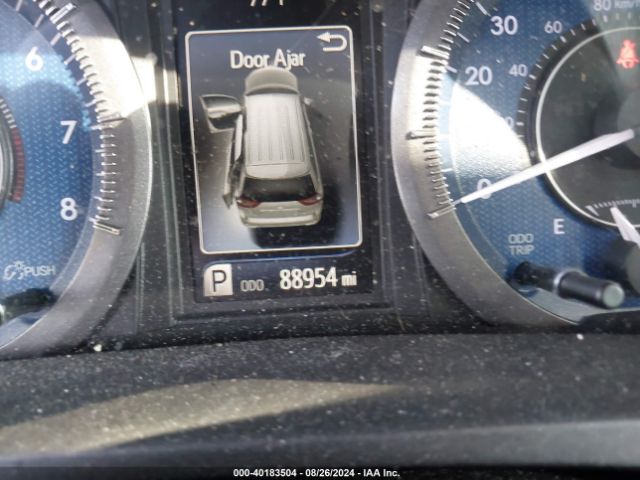 5TDYZ3DCXJS903396 Toyota Sienna Xle 8 Passenger