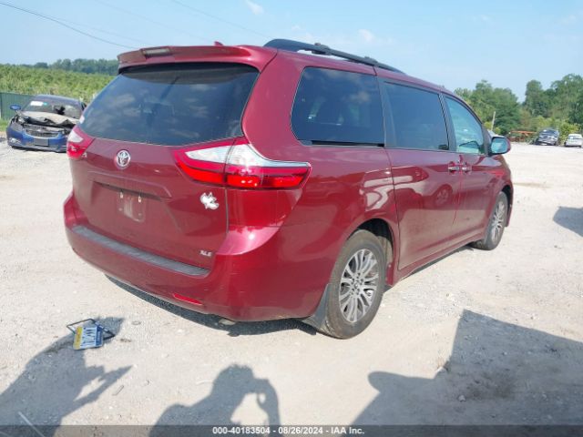 5TDYZ3DCXJS903396 Toyota Sienna Xle 8 Passenger