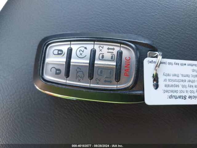 2C4RC1GG7JR158494 Chrysler Pacifica Limited