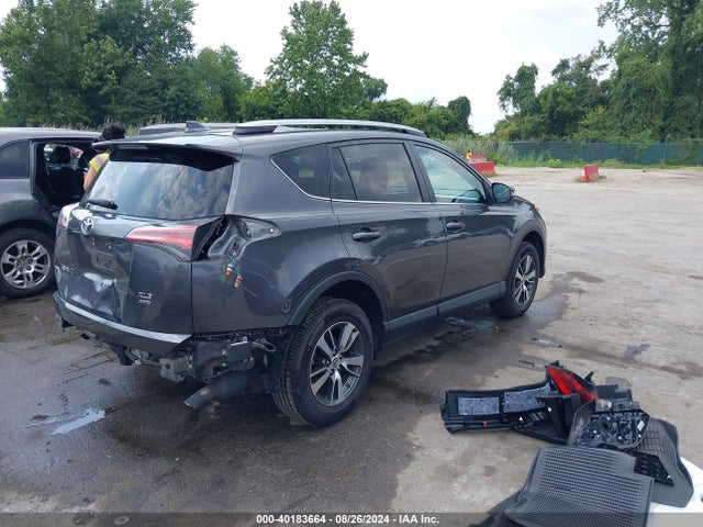 Toyota Rav4 Xle 2017 2T3RFREV2HW675676 Image 4