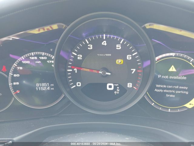 WP0AA2A77JL101917 Porsche PANAMERA 4