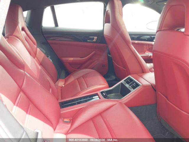 WP0AA2A77JL101917 Porsche PANAMERA 4