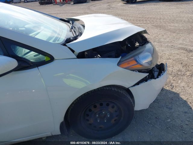 KNAFK4A68G5493998 KIA FORTE LX