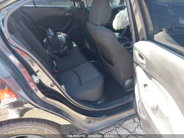 3MZBM1U72FM170681 Mazda Mazda3 I Sport