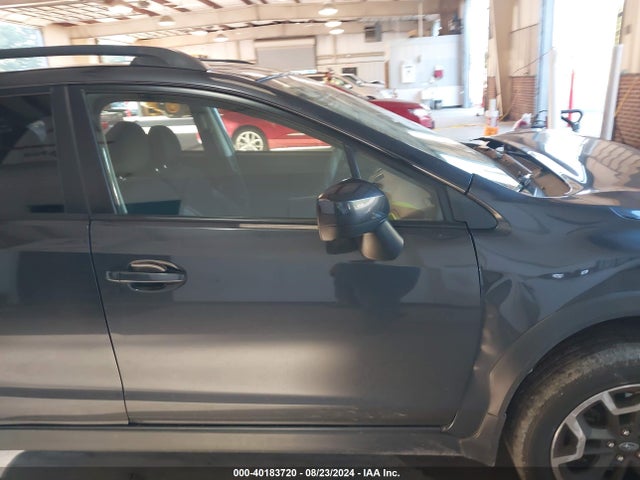 Subaru Crosstrek 2.0i Premium 2017 JF2GPABC1H8213092 Image 13
