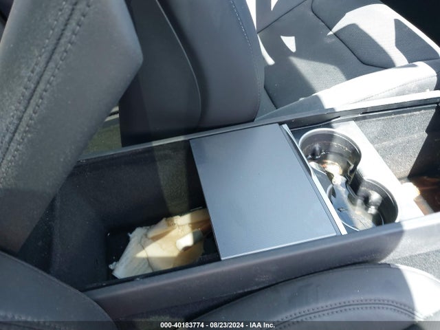 2024 TESLA MODEL 3 5YJ3E1EA7RF717256 Photo 5