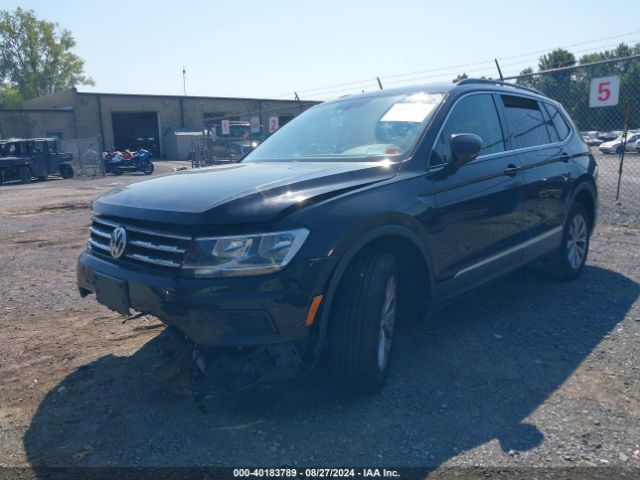 3VV2B7AX5JM051890 Volkswagen Tiguan 2.0t Se/2.0t Sel