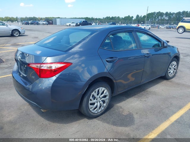Toyota COROLLA LE 2018 2T1BURHE9JC116337 Image 4