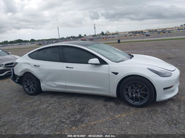 Tesla Model 3 Rear-wheel Drive 2023 5YJ3E1EA3PF573573 Image 12