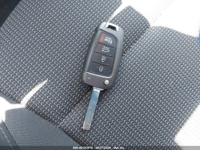 Hyundai ACCENT SE 2018 3KPC24A39JE020943 Image 11