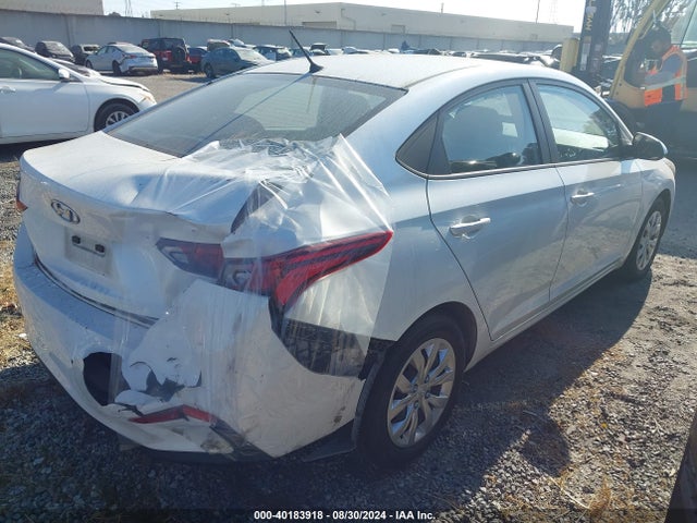 Hyundai ACCENT SE 2018 3KPC24A39JE020943 Image 4