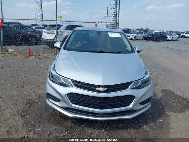 Chevrolet Cruze Lt Auto 2018 1G1BE5SMXJ7230007 Image 12
