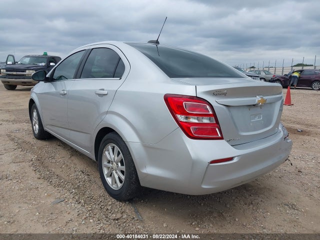 Chevrolet Sonic Lt Auto 2018 1G1JD5SH9J4102683 Image 3