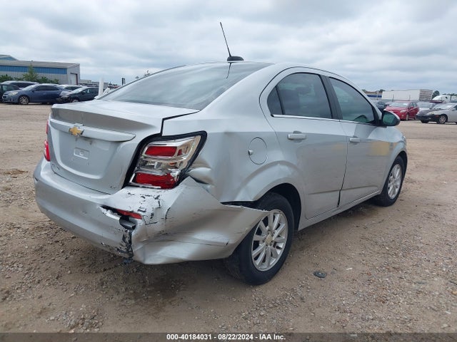 Chevrolet Sonic Lt Auto 2018 1G1JD5SH9J4102683 Image 4