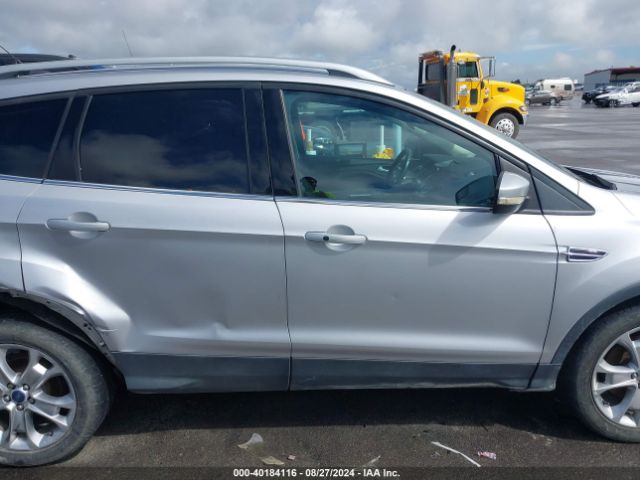 1FMCU0J93EUA54872 Ford Escape Titanium